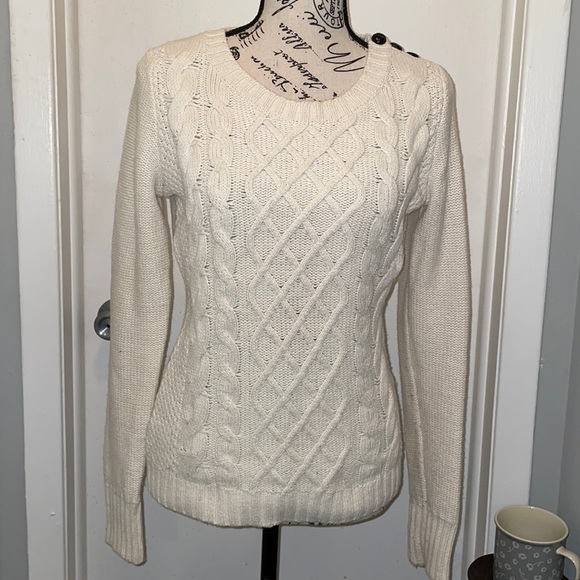 L.O.G.G H&M ivory cable Knit sweater- good condition Size Sm - smoke free home - Picture 1 of 5
